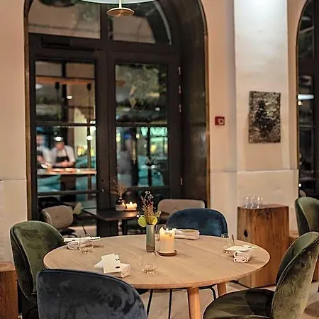 Rum 4* Budapešť